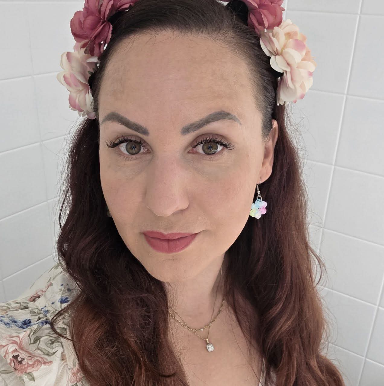 HOITOHETKI : Laura Hellsten jalkahoitaja, esteettinen sairaanhoitaja